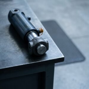 Hydraulic Cylinder — 25 Ton Ram, 6in Stroke